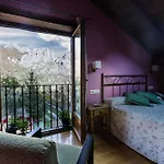La De Cucayo Inn 3*