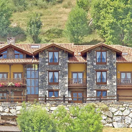 Gasthof La De Cucayo Dobres