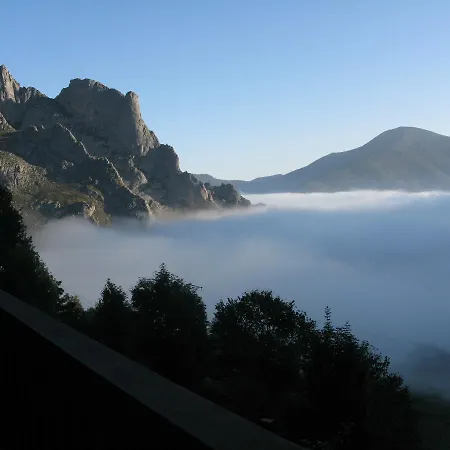 La De Cucayo 3*