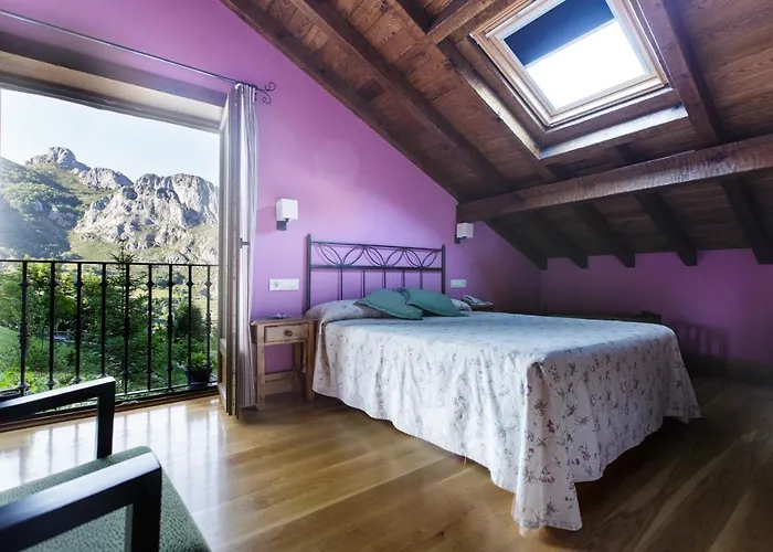 Inn La De Cucayo Dobres