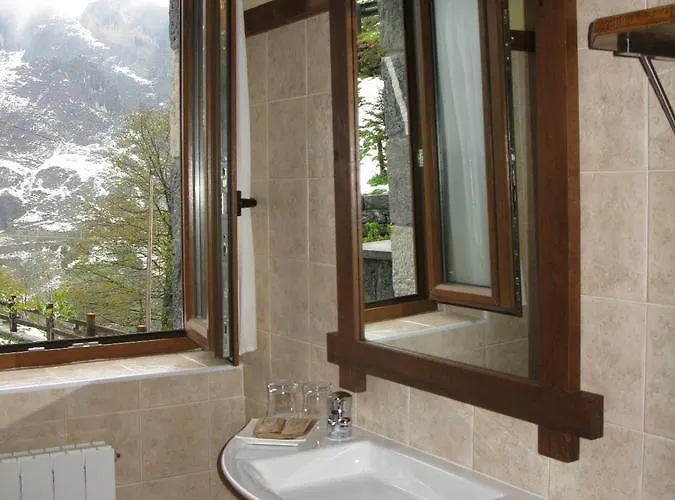 La De Cucayo Inn Dobres